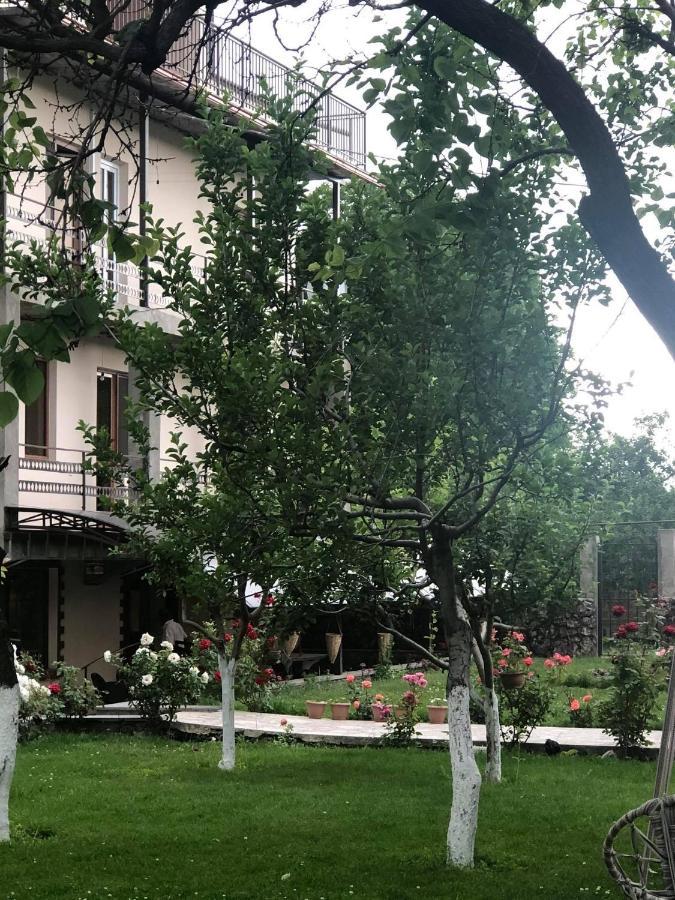 Chez Yvette Panzió Garni Kültér fotó