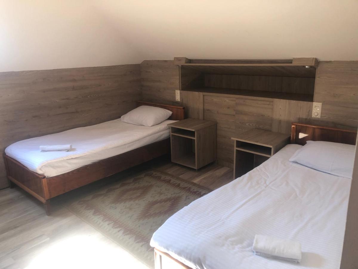 Chez Yvette Panzió Garni Kültér fotó