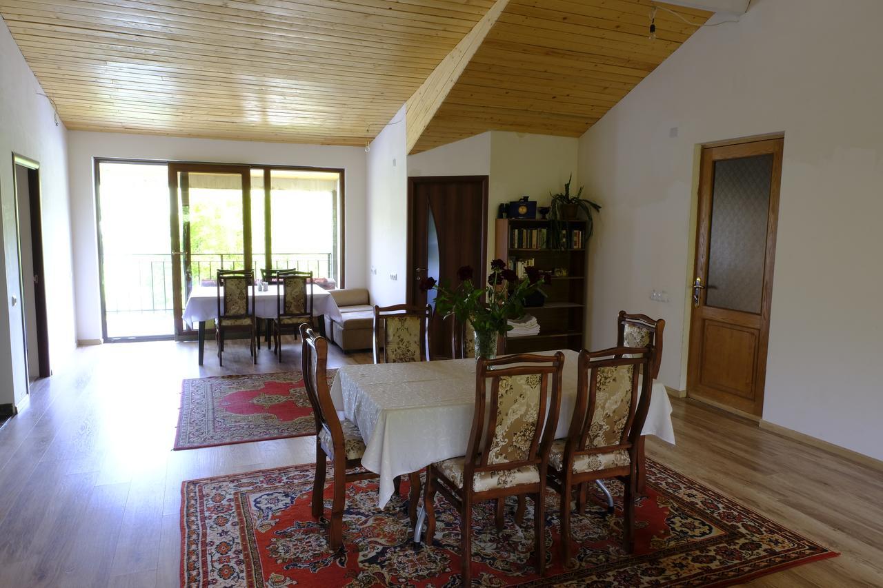 Chez Yvette Panzió Garni Kültér fotó
